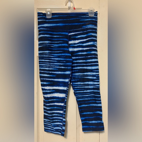 Nike Pants - Nike Blue and White Athletic capri Leggings medium drifit